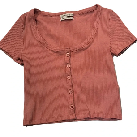 052-Urban outfitters top - Picture 1 of 3